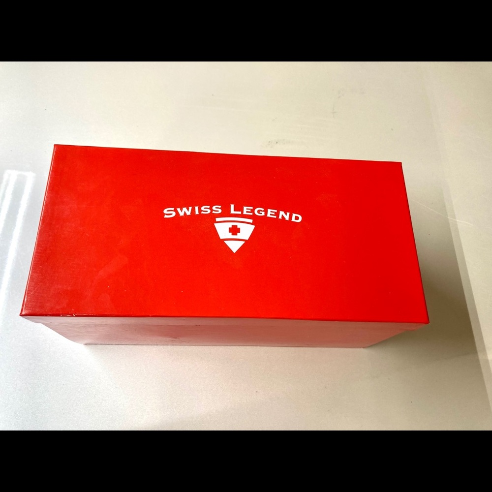 Swiss Legend watch winder